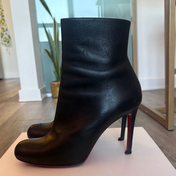 Christian Louboutin boots! - Picture 2 of 9
